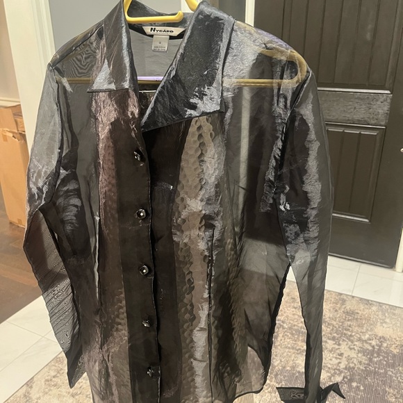 Nygard collection sheer black size 14 evening blouse with cuffs Beautiful sheer - Picture 13 of 16